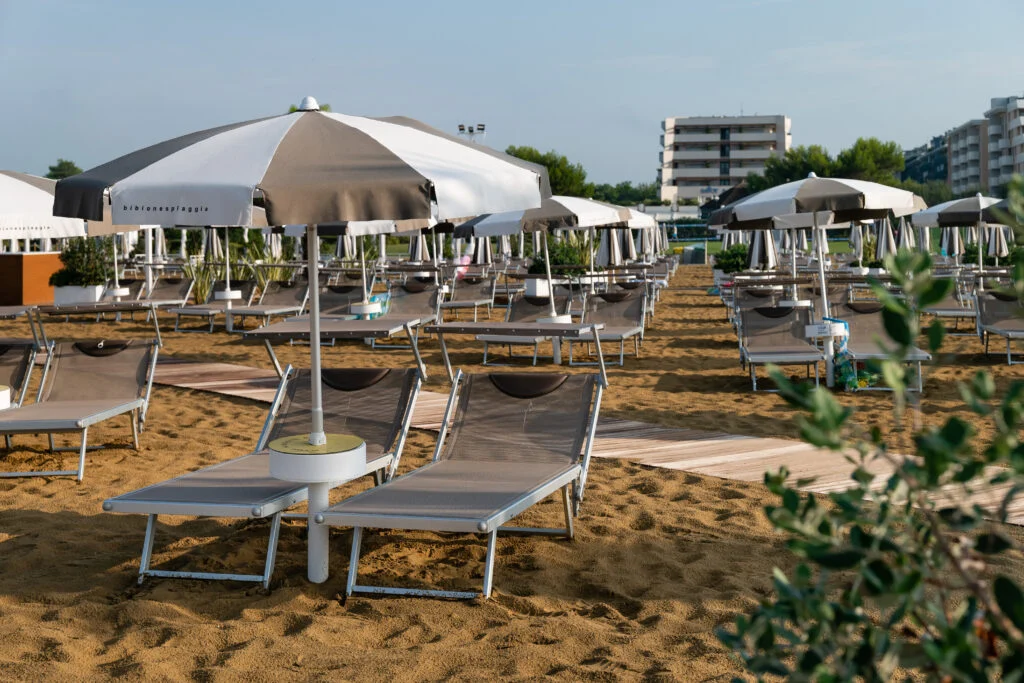 spiaggia_aparthotel_holiday (5)